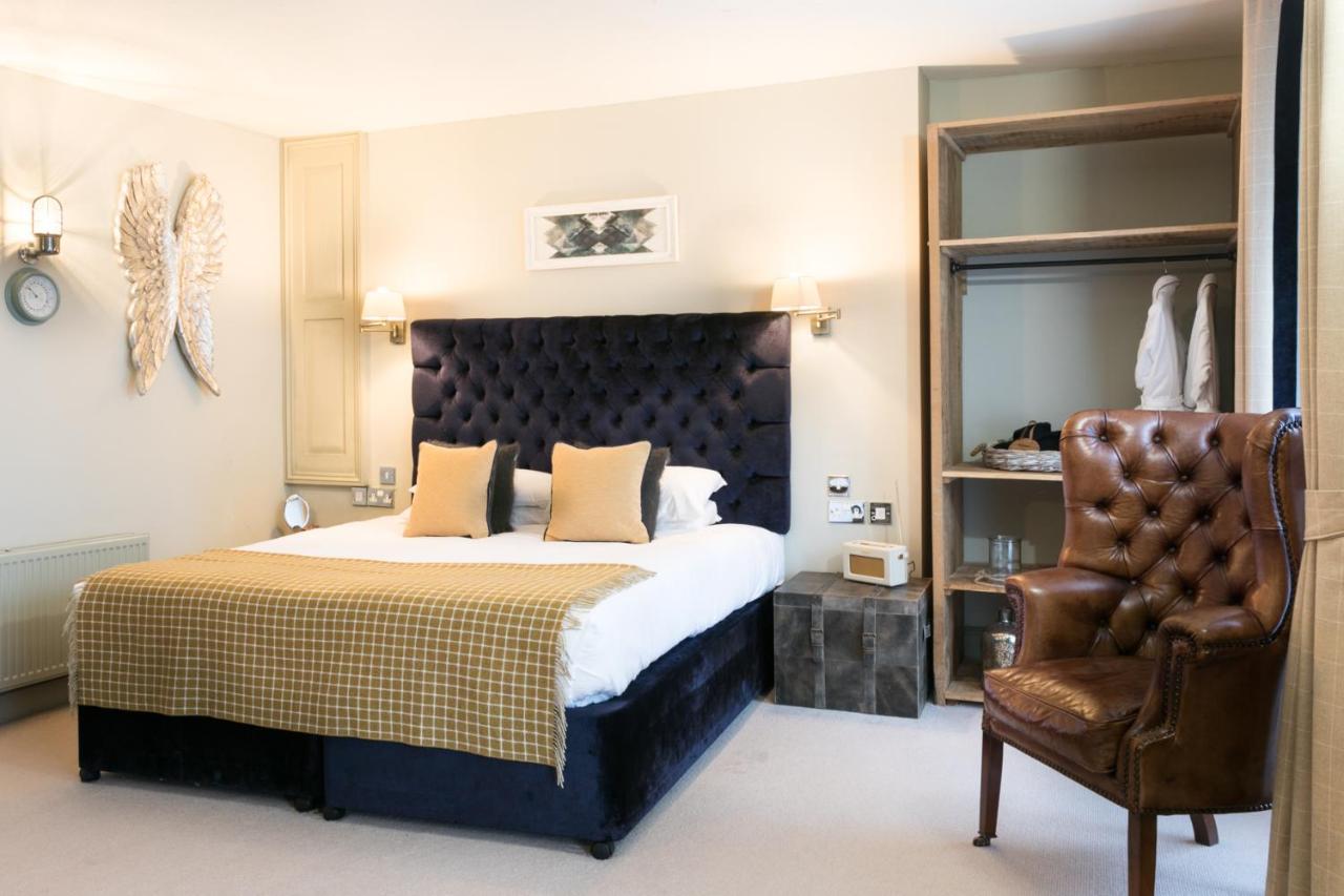 The Angel & Blue Pig Hotel Lymington Luaran gambar