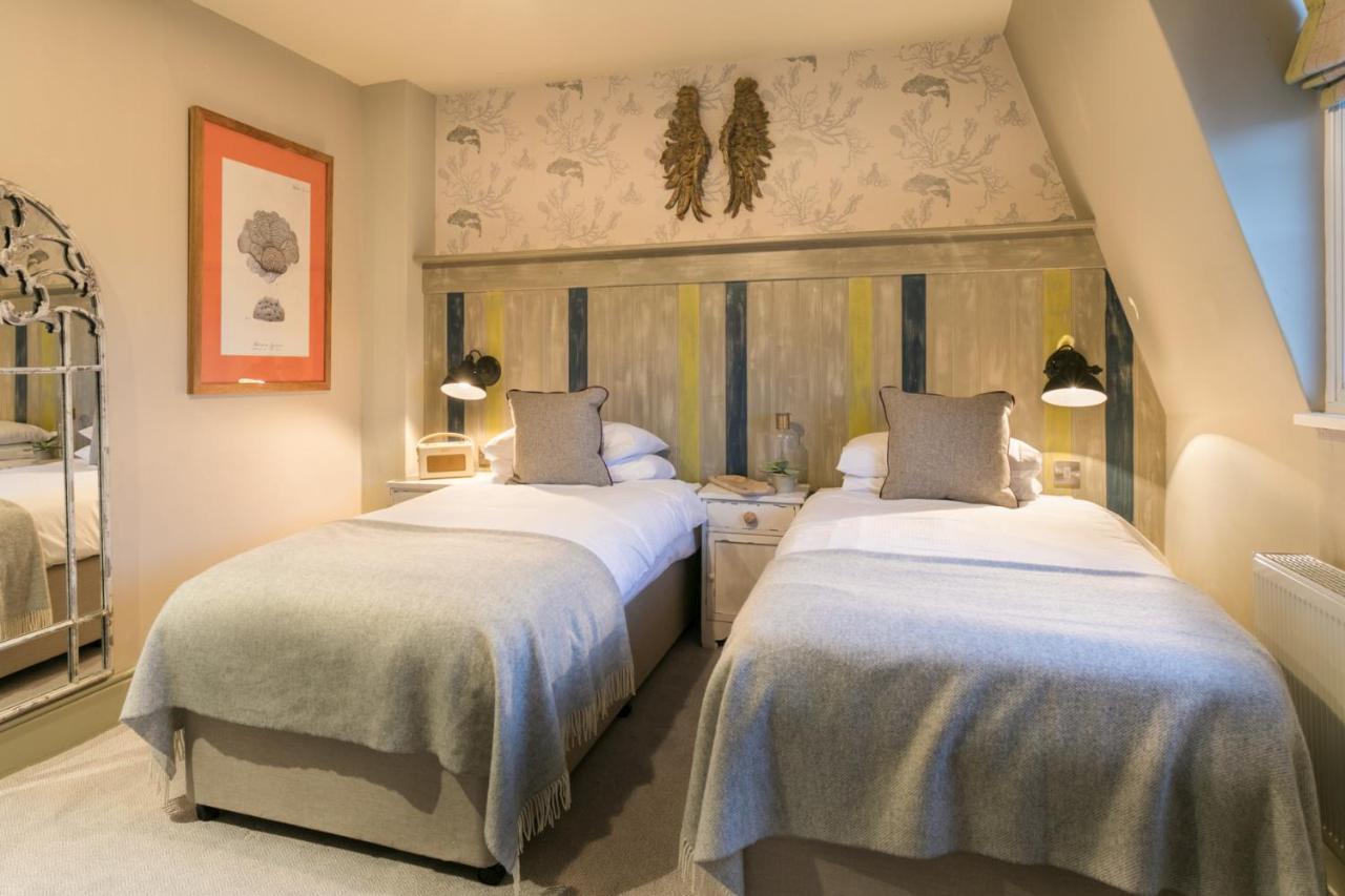The Angel & Blue Pig Hotel Lymington Luaran gambar