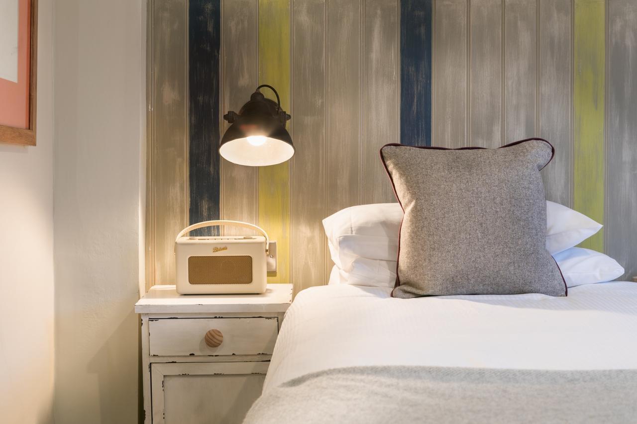 The Angel & Blue Pig Hotel Lymington Luaran gambar